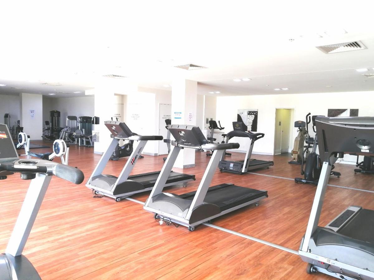 Three-Bedroom Apartment With Amazing View Near Surfers Paradise 골드코스트 외부 사진